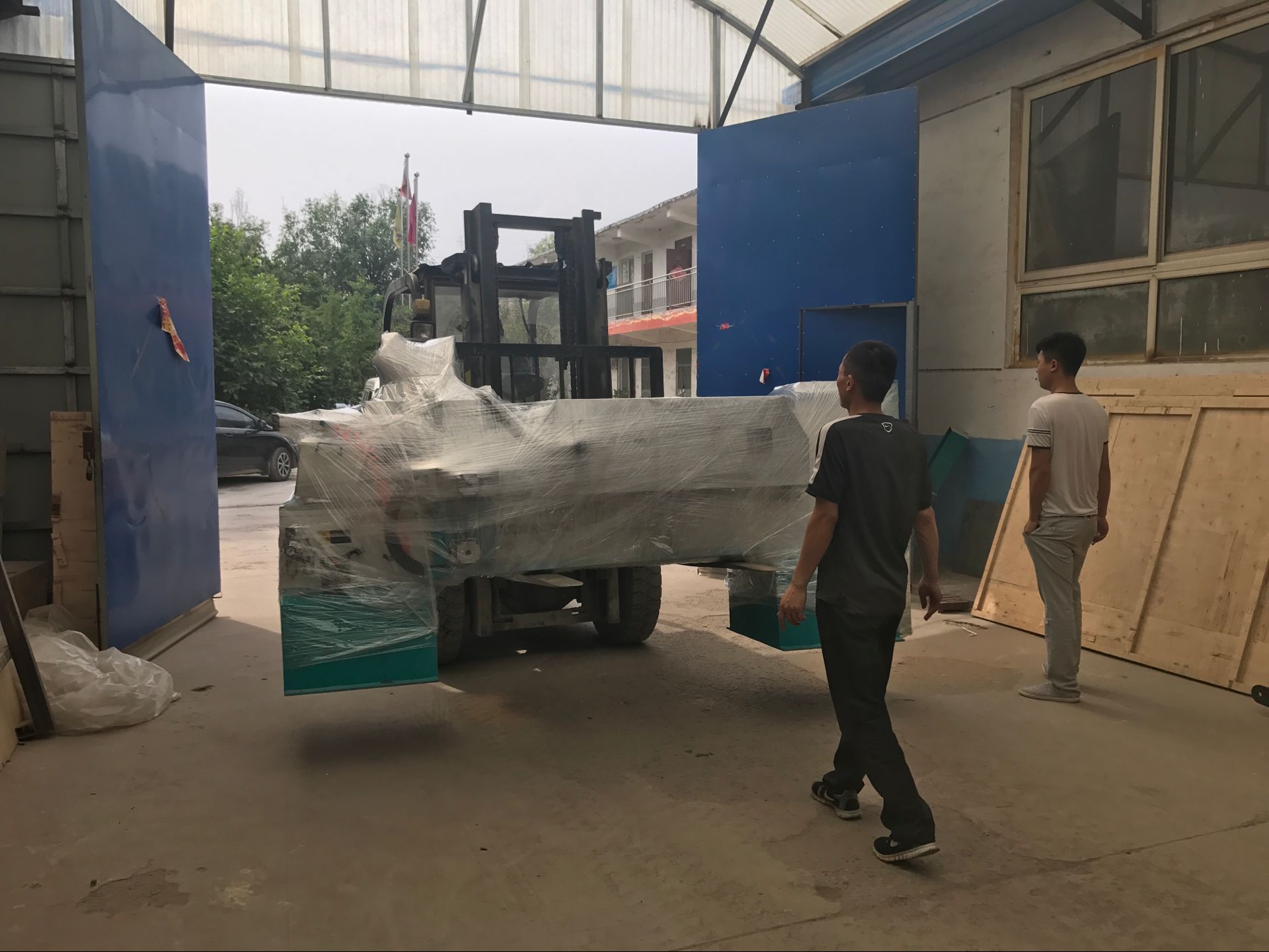 木工車床準備發(fā)貨！